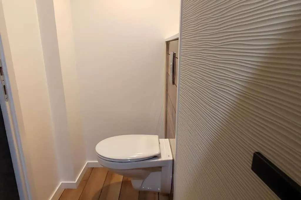 Studio Paisible Et Balneo Vezin-le-Coquet 0*,  فرنسا